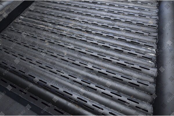 Топка с охлаждаемыми колосниками котла КВД-1.1 МВт на дровах